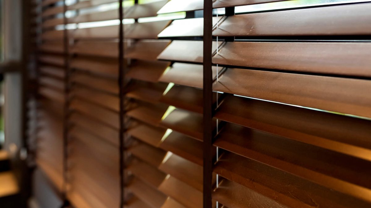 stores menuiserie interieure topwood chimay
